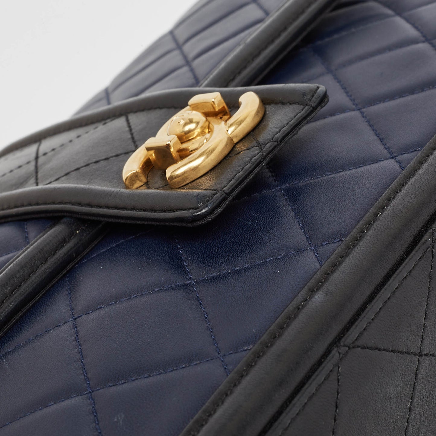 CHANEL Navy Blue/Black Quilted Leather Elegant CC Shoulder Bag