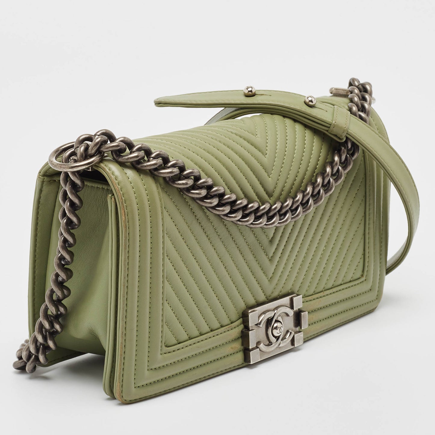 CHANEL Green Chevron Leather Medium Boy Flap Bag