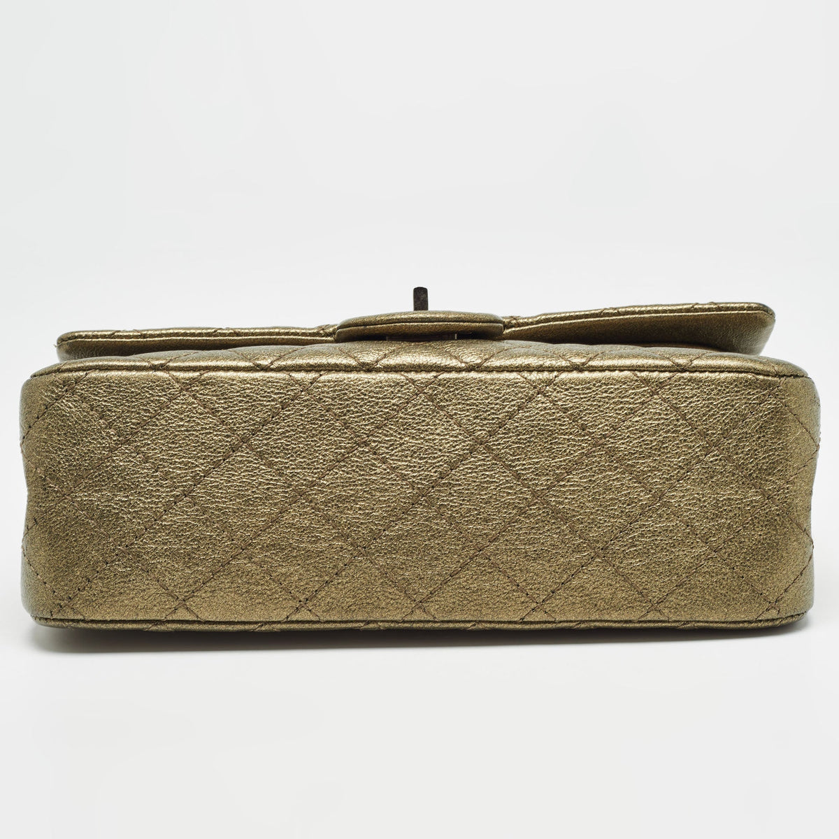CHANEL Metallic Green Quilted Leather 2.55 Reissue 225 Flap Bag