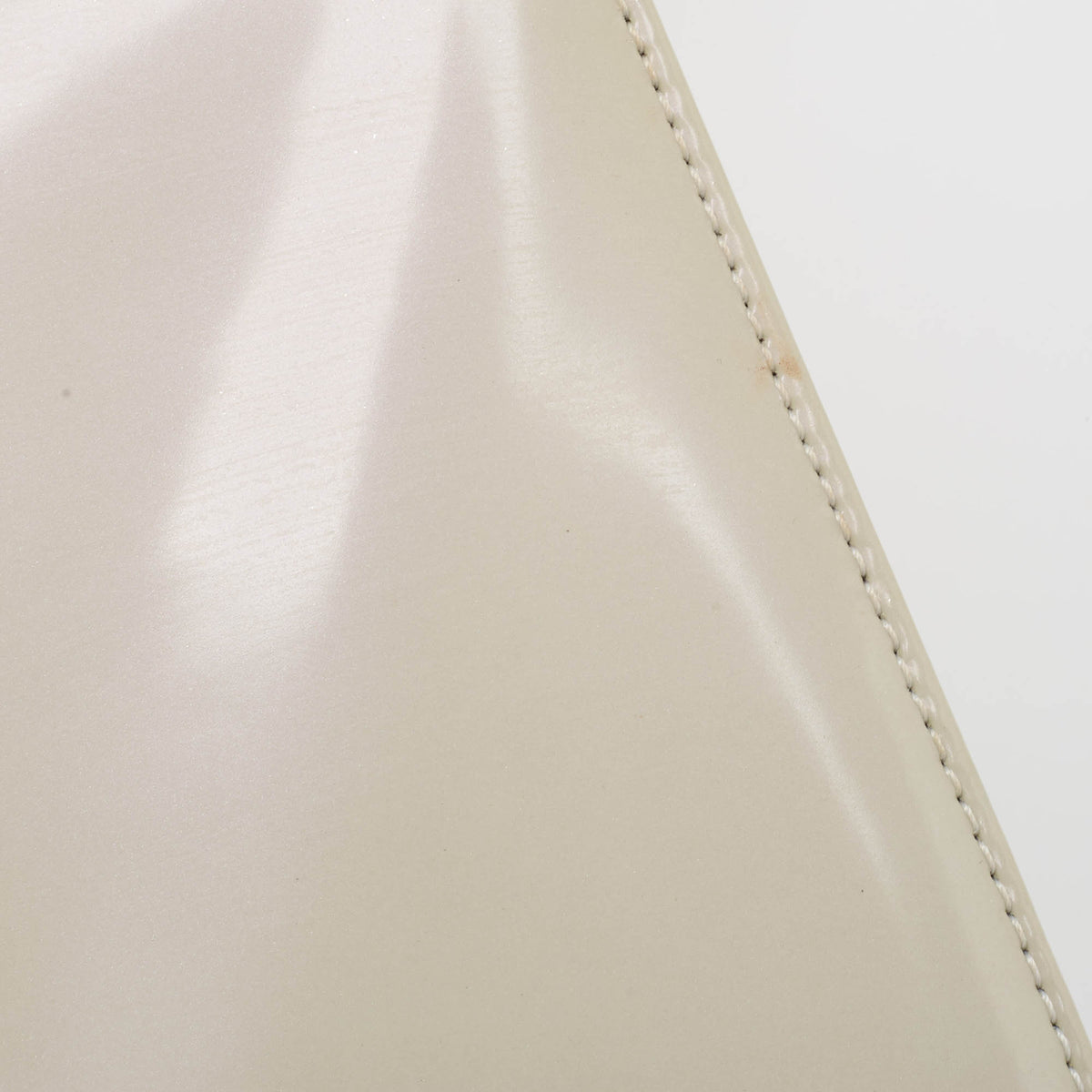 CHANEL Pearl White Quilted Patent Leather Medium Boy Flap Bag