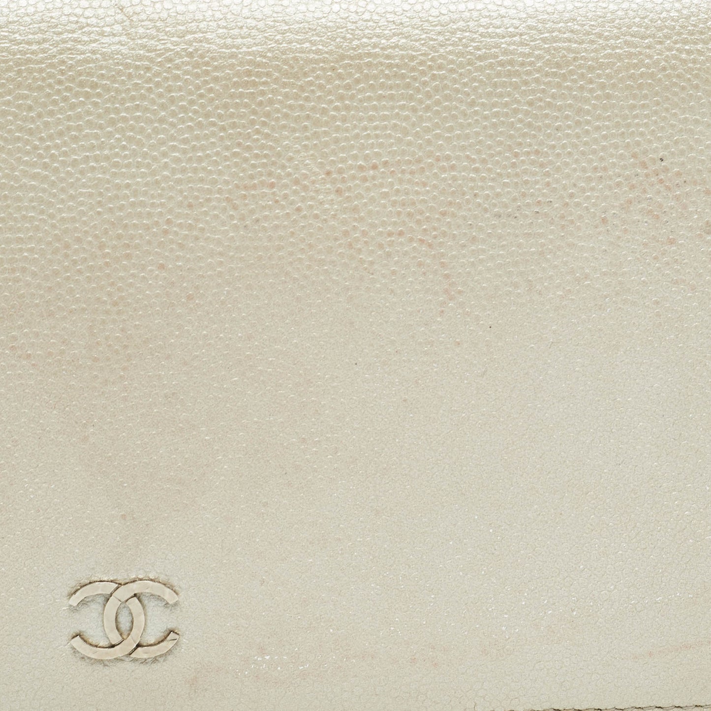 CHANEL Pearl White Caviar Leather CC L Yen Continental Wallet