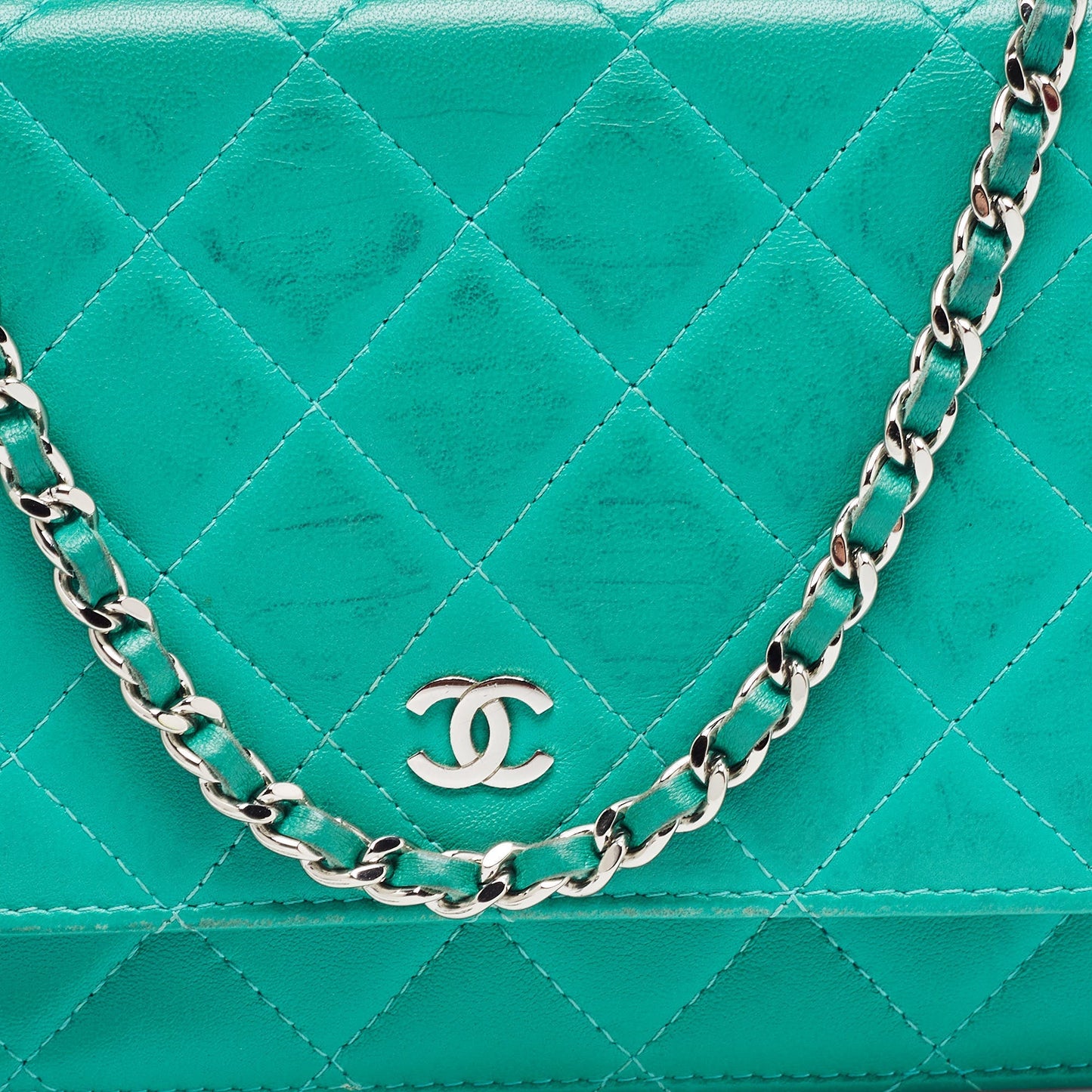 CHANEL Green Leather CC Wallet On Chain