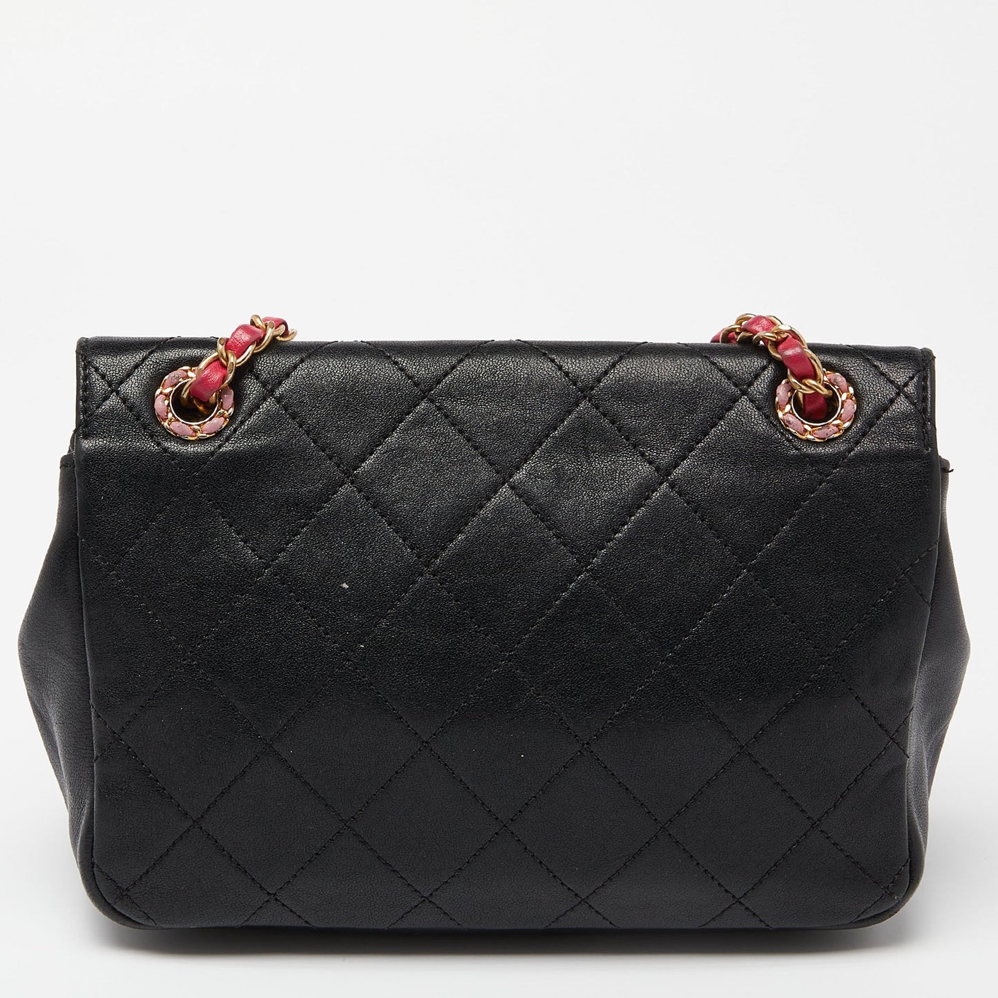 CHANEL Black/Pink Quilted Leather CC Chain Logo Shoulder Bag
