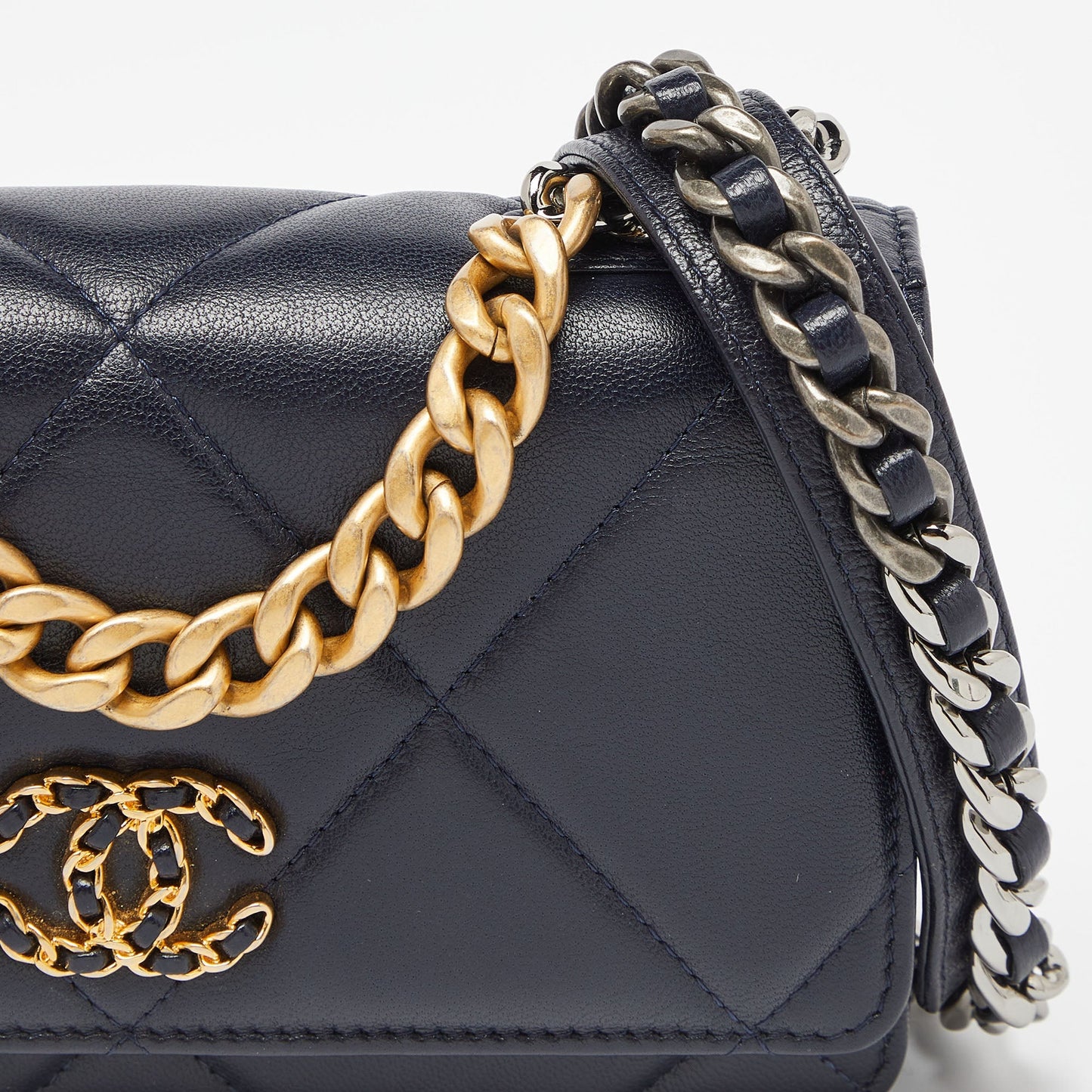 CHANEL Blue Quilted Leather 19 Chain Link Wallet on Chain