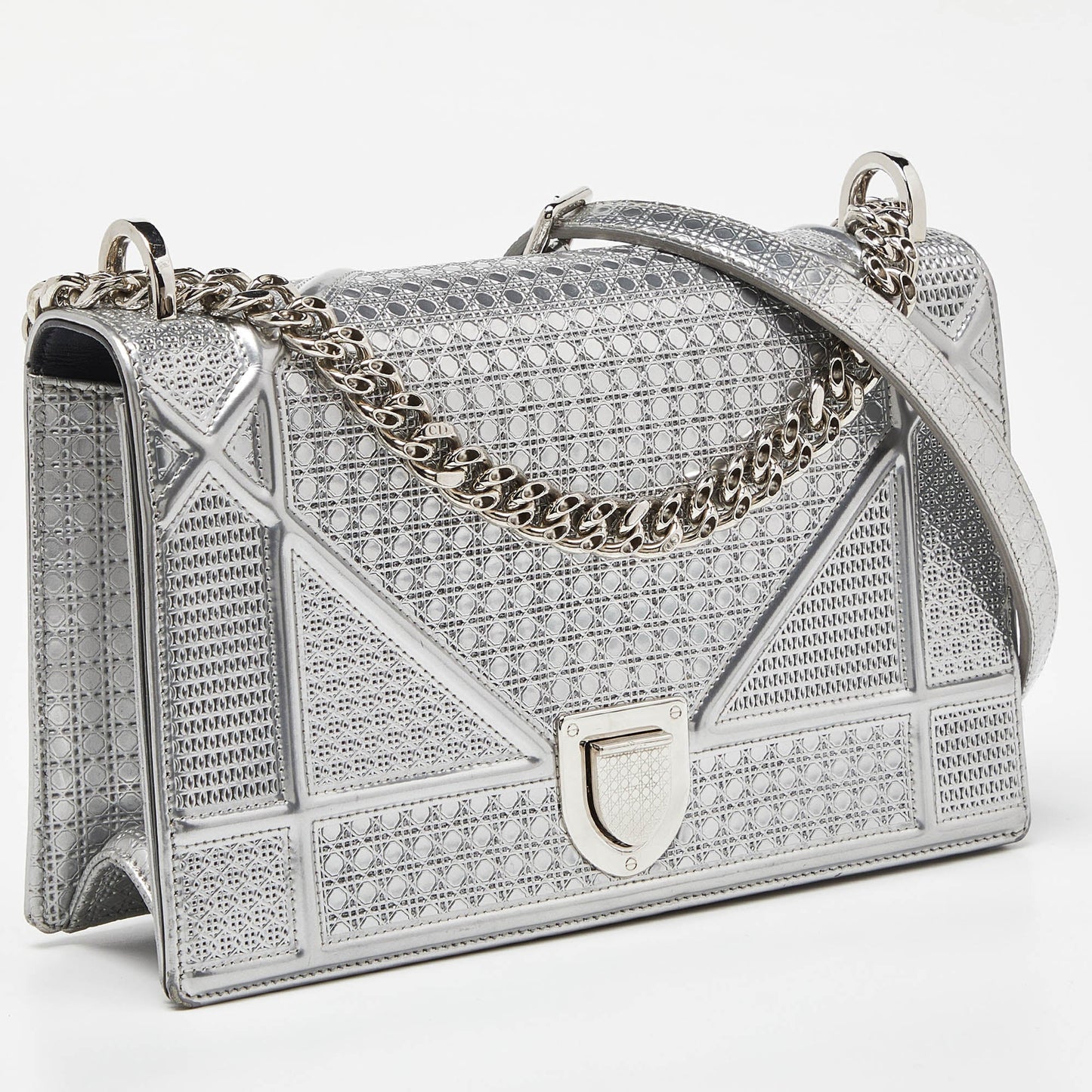 DIOR Silver Microcannage Patent Leather Medium ama Flap Shoulder Bag
