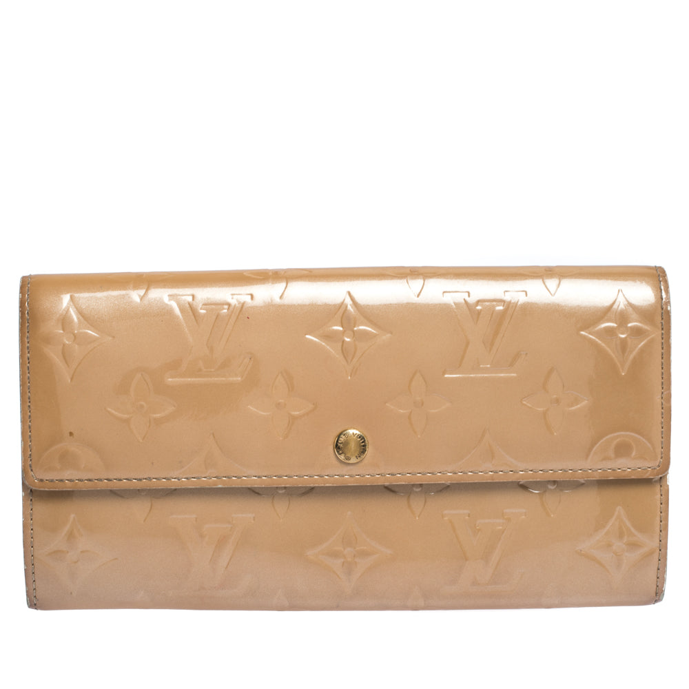 Louis Vuitton Noisette Monogram Vernis Sarah Wallet