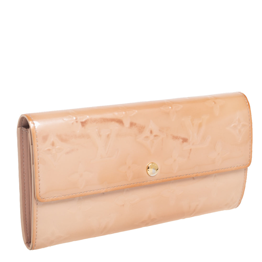 Louis Vuitton Noisette Monogram Vernis Sarah Wallet