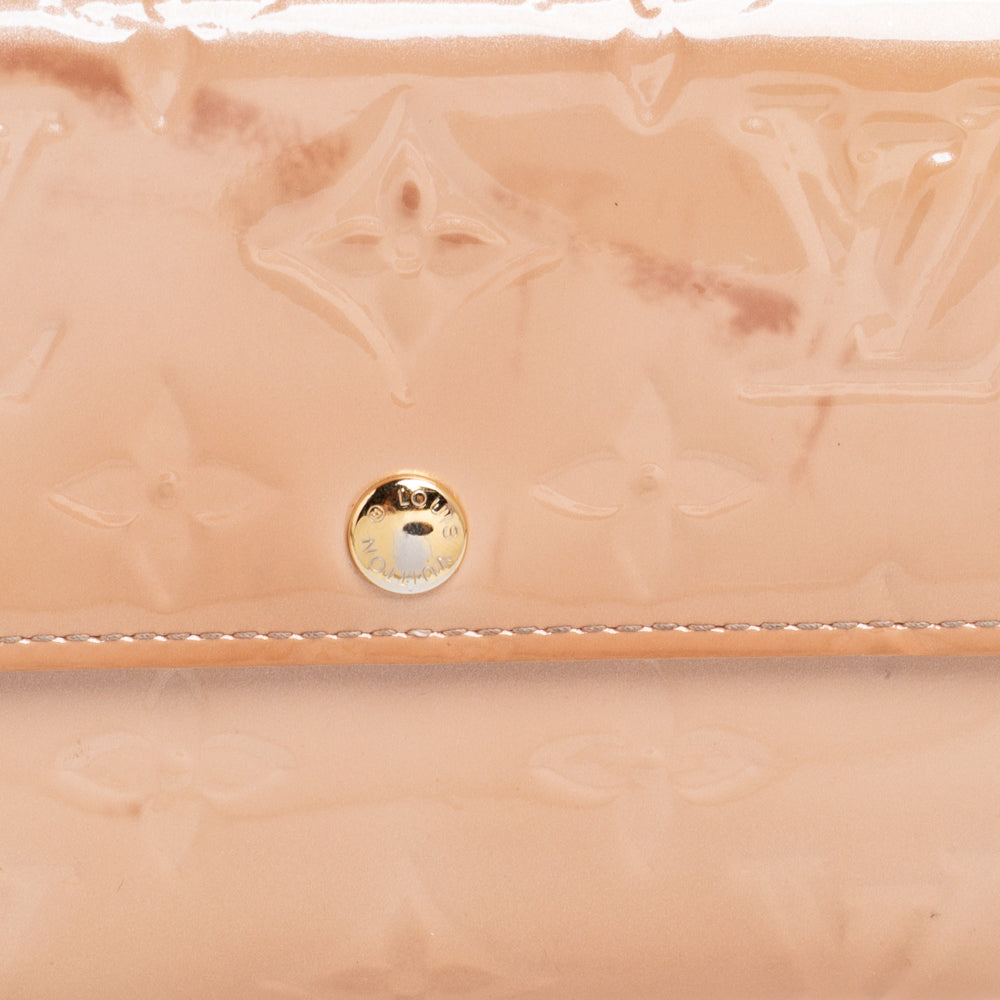 Louis Vuitton Noisette Monogram Vernis Sarah Wallet