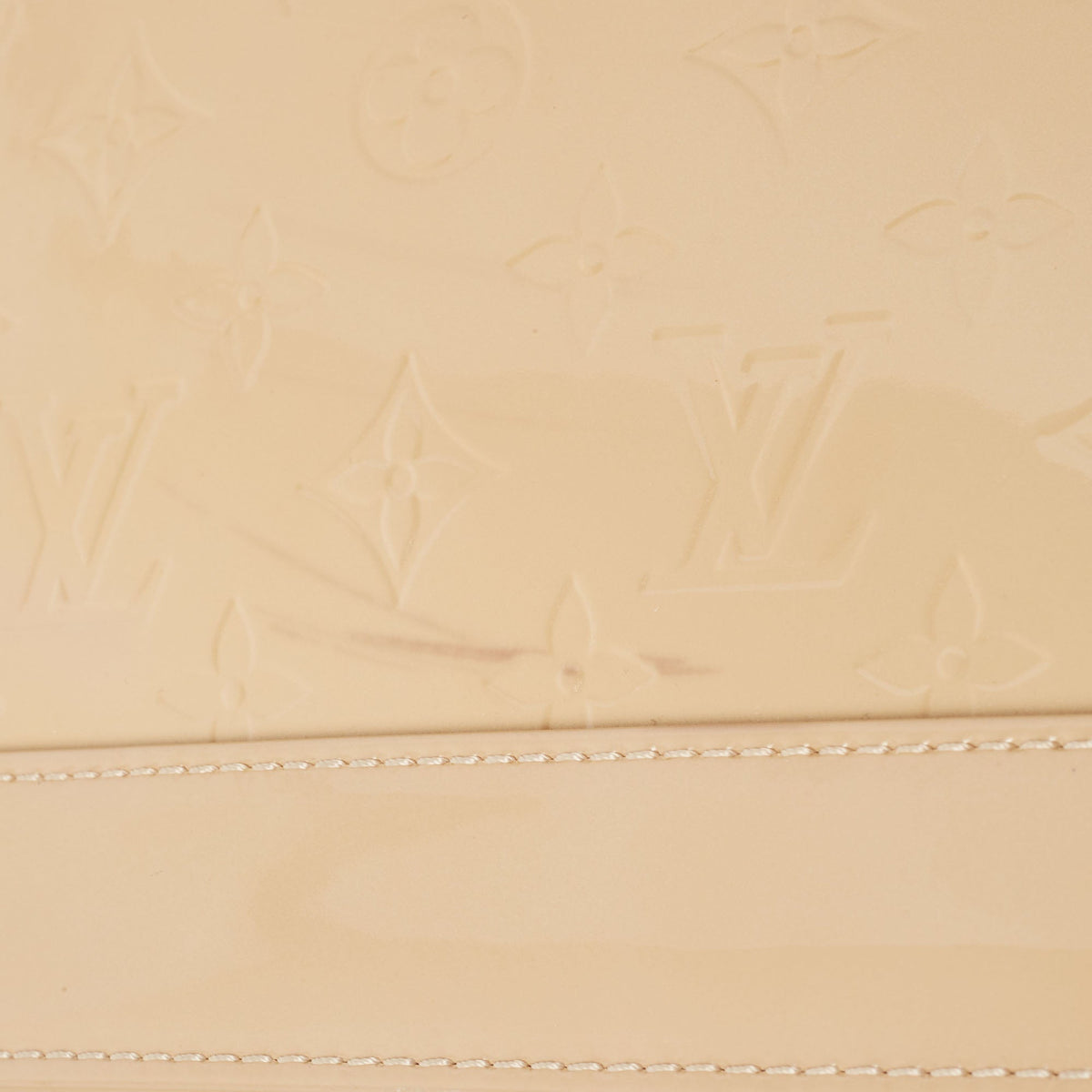 LOUIS VUITTON Rose Florentine Monogram Vernis Alma GM Bag
