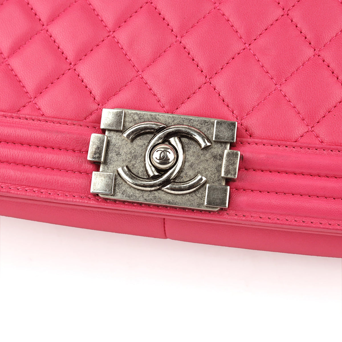 Chanel Quilted Lambskin Medium Boy Flap Pink