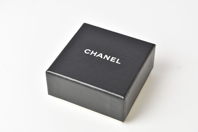 Chanel Resin Earrings CC Mark Heart Motif Pink/Gold
