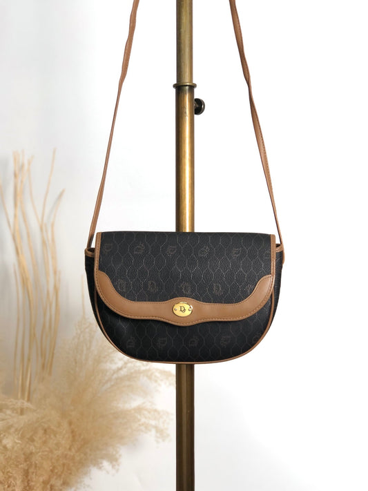 Christian Dior Honeycomb Pattern Logo Shoulder bag Black Vintage 4amtif