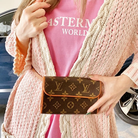 LOUIS VUITTON monogram waist bag
