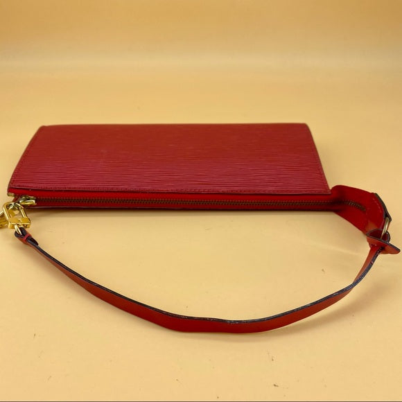 LOUIS VUITTON Red EPI pochette accessories shoulder bag TWS