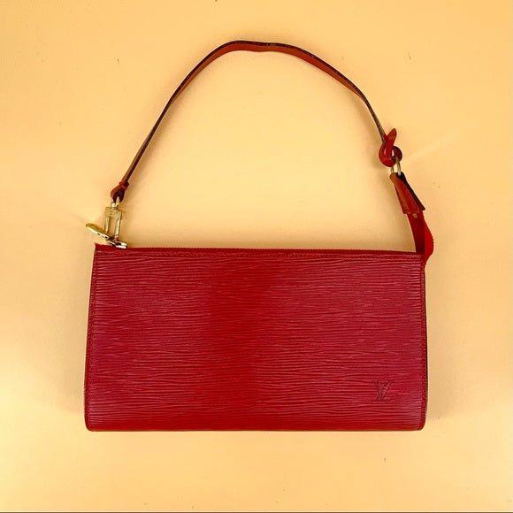 LOUIS VUITTON Red EPI pochette accessories shoulder bag TWS