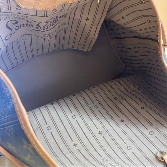 LOUIS VUITTON Neverfull GM tote