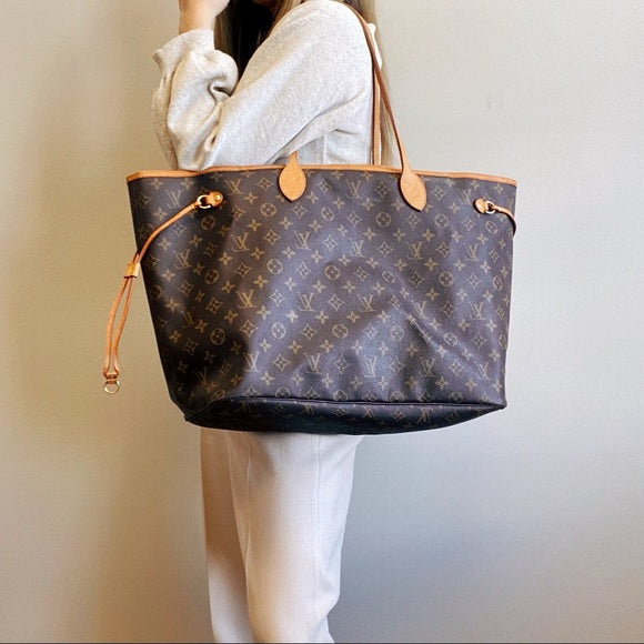 LOUIS VUITTON Neverfull GM tote
