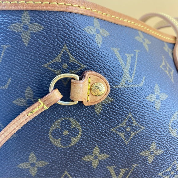 LOUIS VUITTON Neverfull GM tote