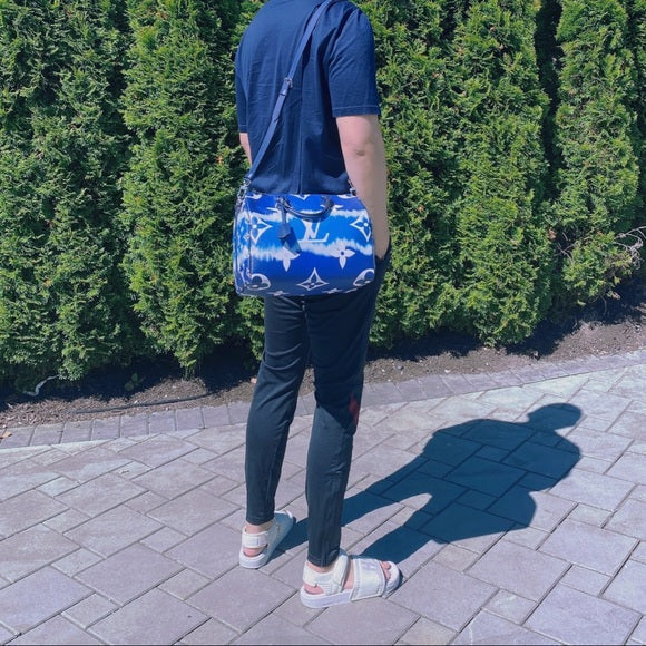 Louis Vuitton Speedy Escale Monogram Giant 30