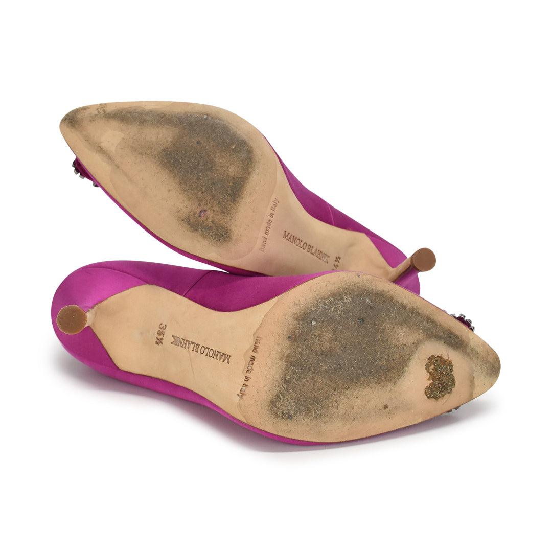 Manolo Blahnik 'Hangisi' Pumps - Women's 34.5