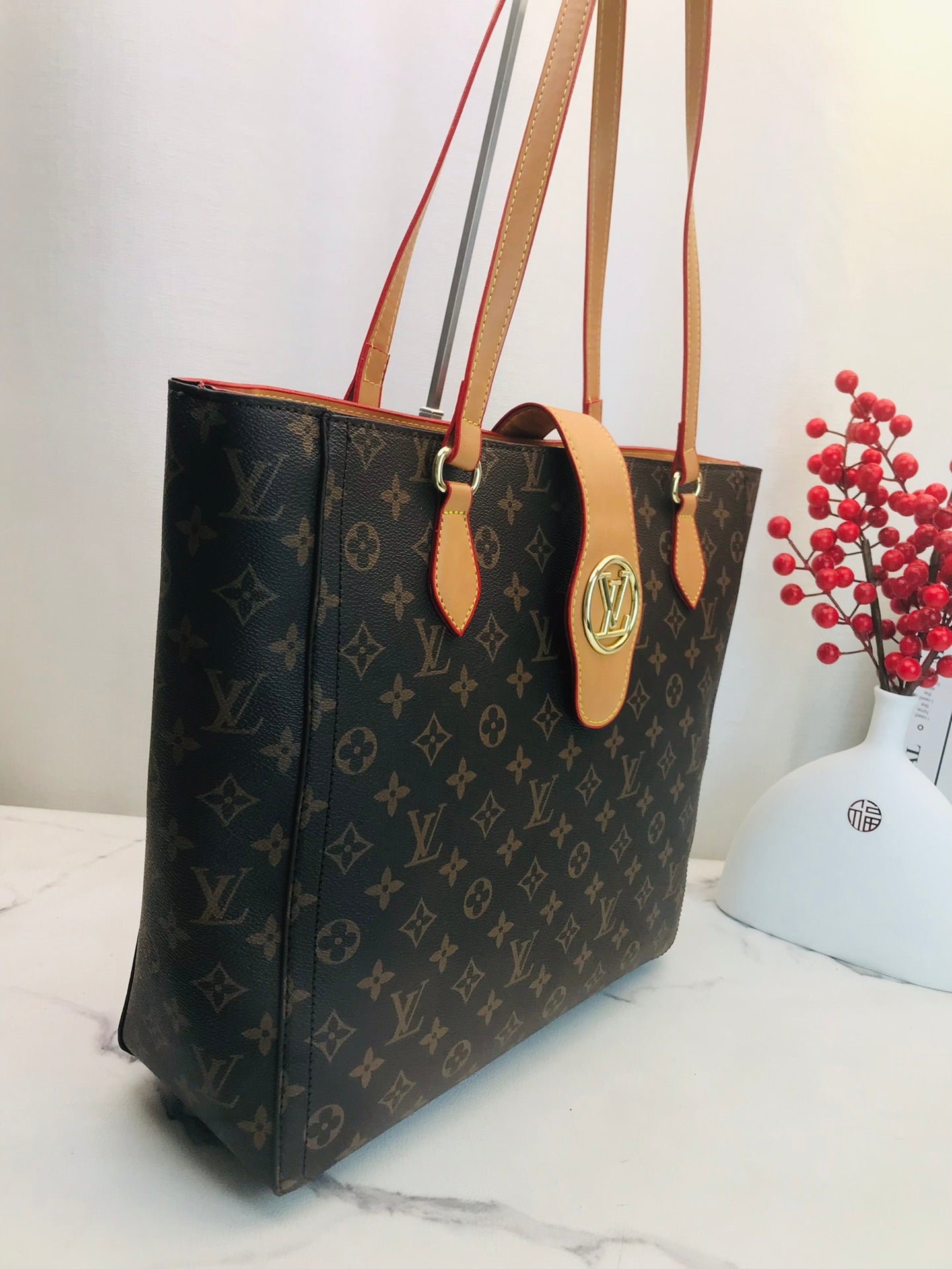 Louis vuitton handbag ( Tote )