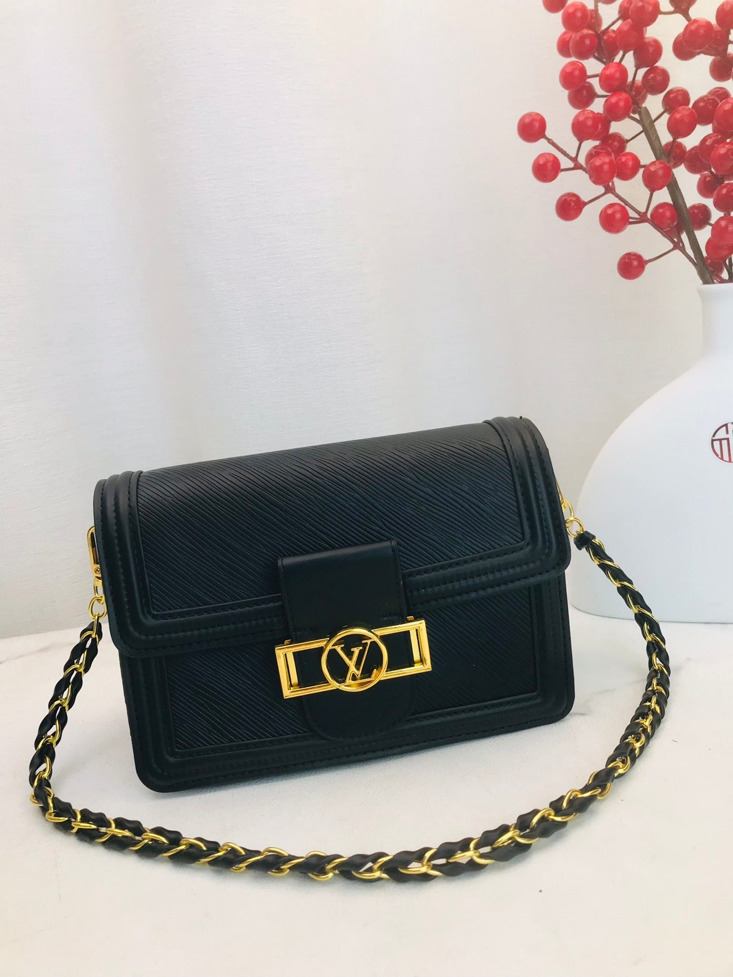 Louis vuitton handbag