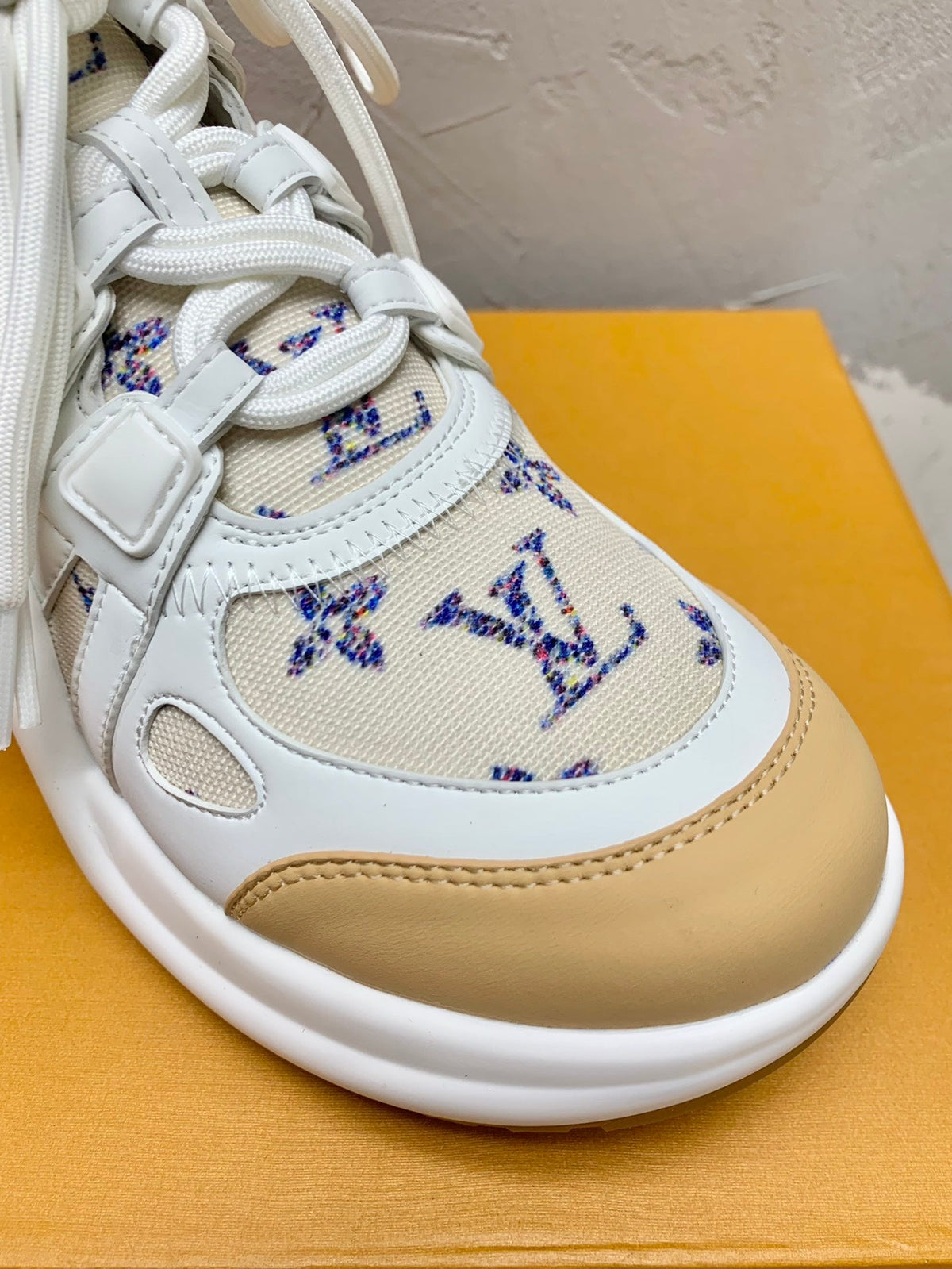 Louis Vuitton Sneakers