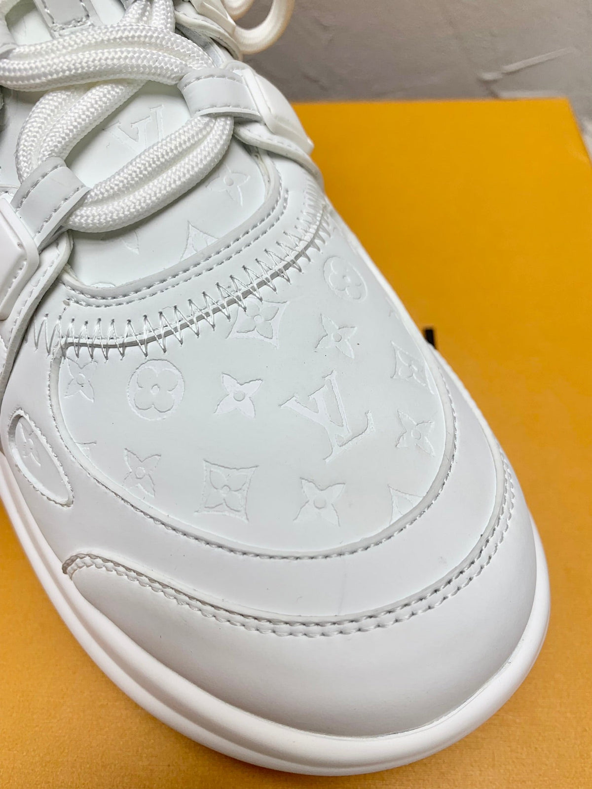 Louis Vuitton Sneakers