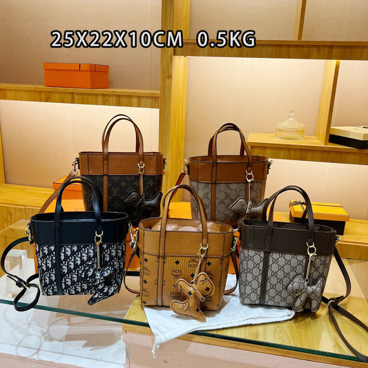 Louis Vuitton ( Christian dior, MCM , Coach , Gucci  ) handbags