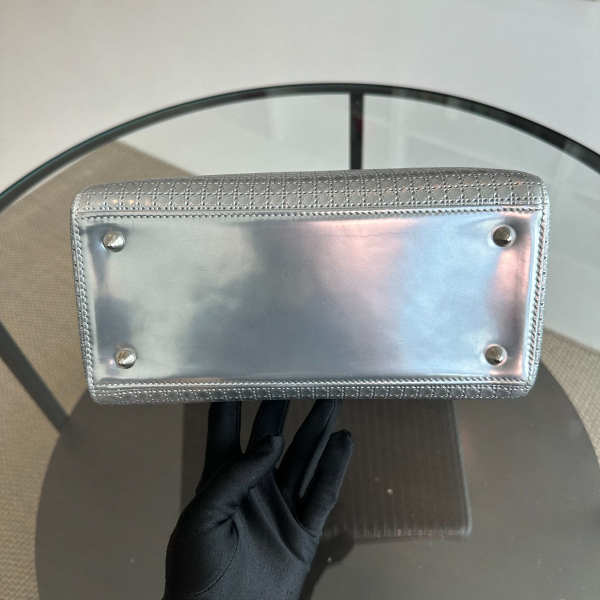 *No Strap* Lady Medium Micro-Cannage Metallic Limited Edition Silver SHW