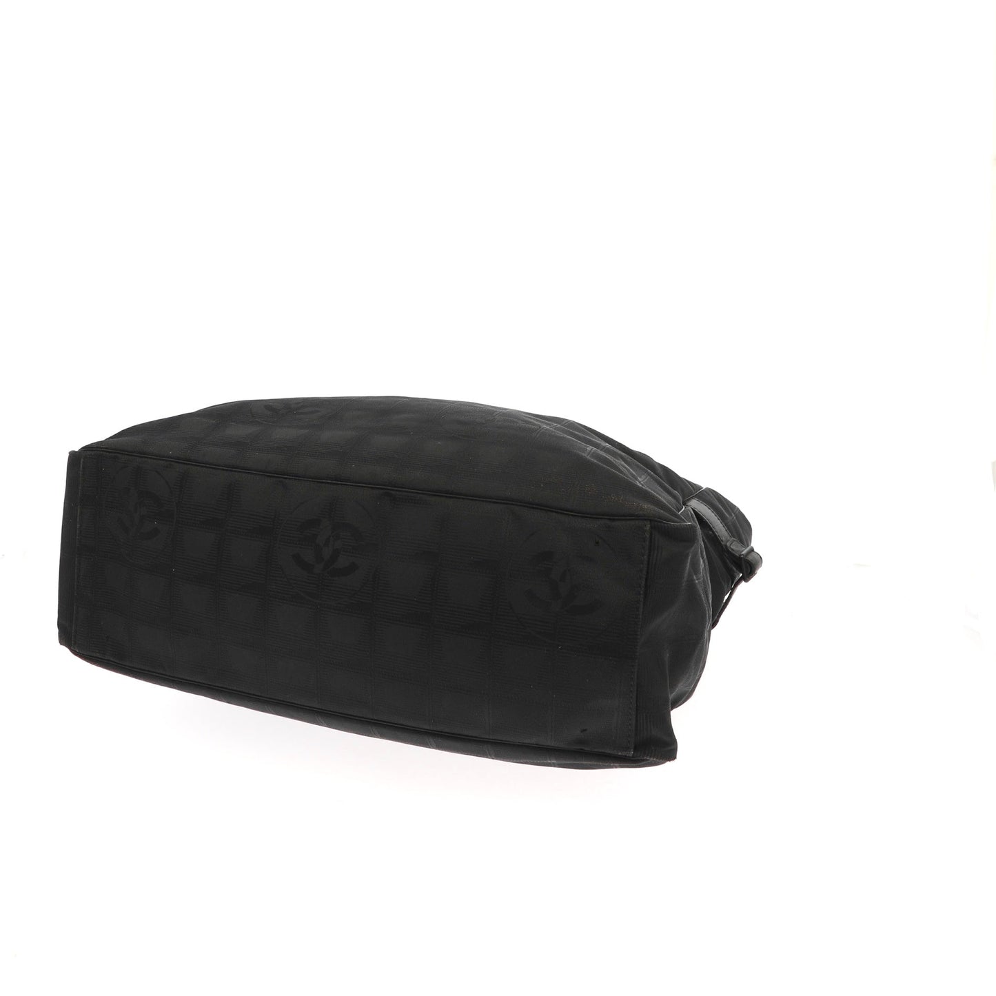 CHANEL Shoulder Bag in Black Fabric