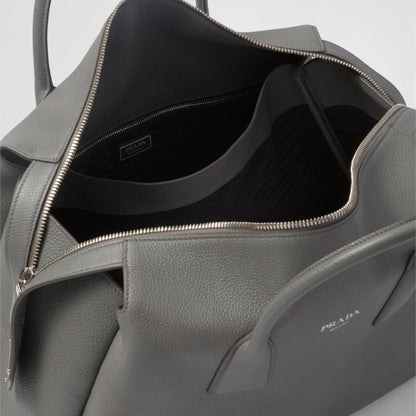 Leather travel bag
