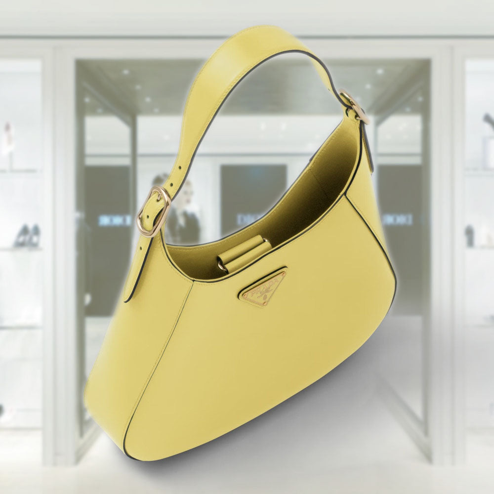 Leather shoulder bag