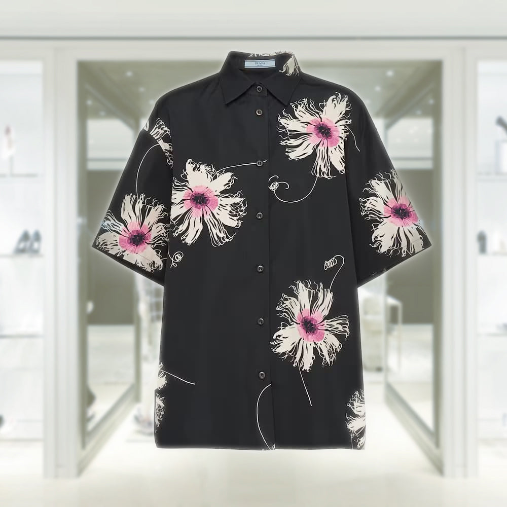Short-sleeved printed poplin shirt