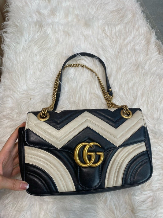 Gucci marmont medium