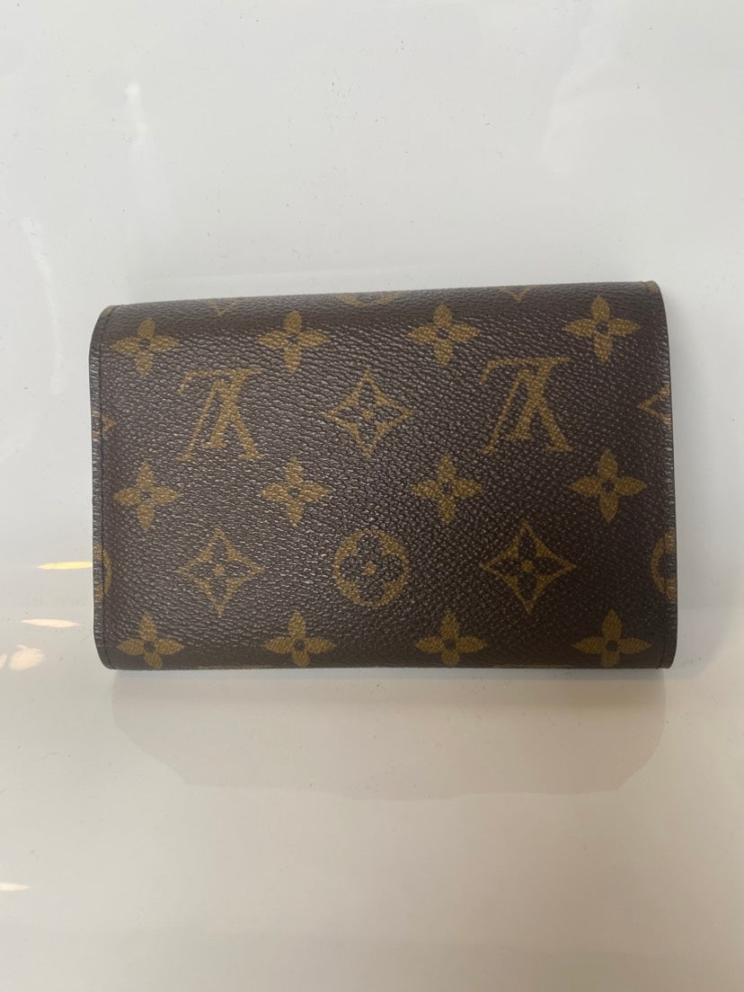 preloved Lv wallet