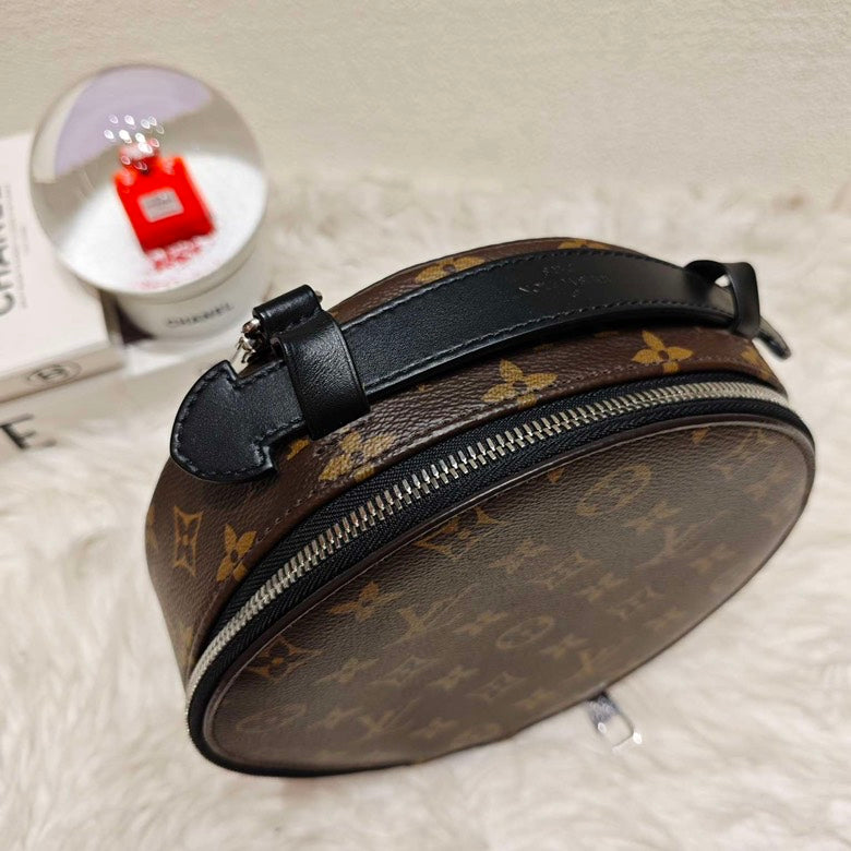 preloved lv audio case monogram with microchip