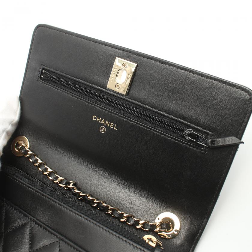 Chanel Matelasse Chain Wallet Lambskin Black Gold Hardware 881980