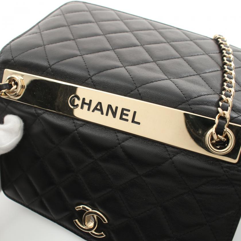 Chanel Matelasse Chain Wallet Lambskin Black Gold Hardware 881980