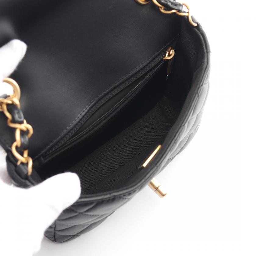 Chanel Mini Matelasse Chain Shoulder Bag Lambskin Black Gold Hardware 881960