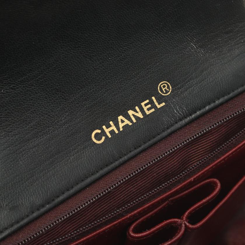 Chanel Matelasse Full Flap Chain Shoulder Bag Lambskin 885727