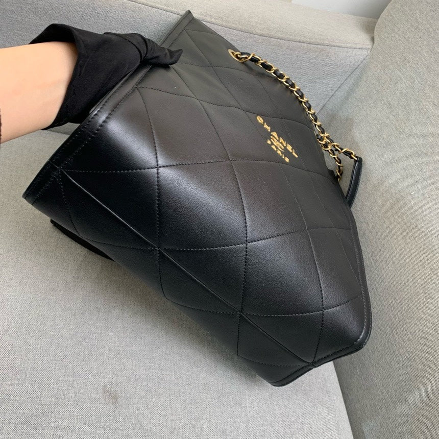 Chanel Tote Bag 21ss