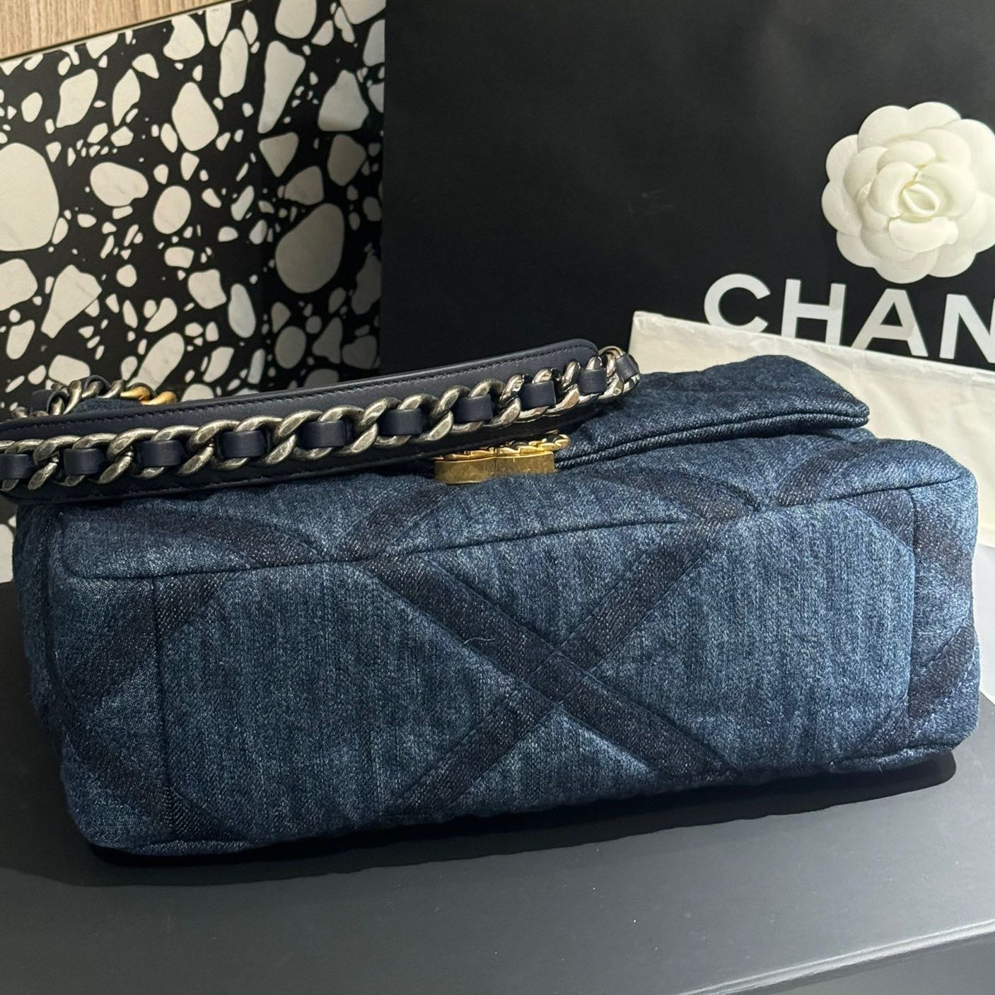 Chanel 19 Bag Denim Small Microchip #10958