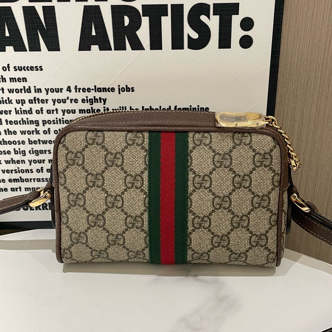 Gucci GG Supreme Camera Bag Beige Canvas Crossbody #