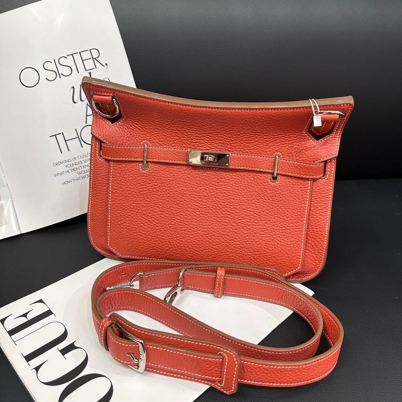 Hermes Jypsiere 28 Rouge Pivoine Clemence Leather Crossbody Bag