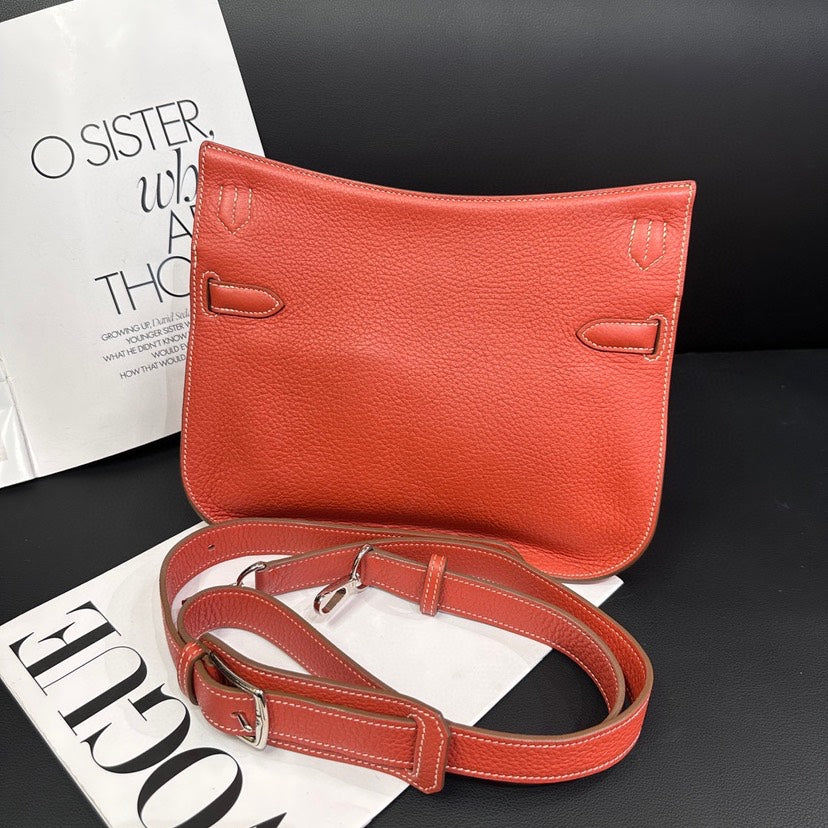 Hermes Jypsiere 28 Rouge Pivoine Clemence Leather Crossbody Bag