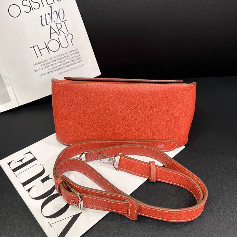 Hermes Jypsiere 28 Rouge Pivoine Clemence Leather Crossbody Bag