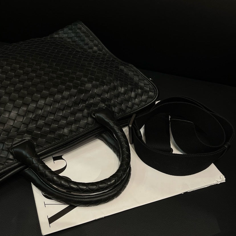 BV Black Leather Laptop Crossbody Bag Large