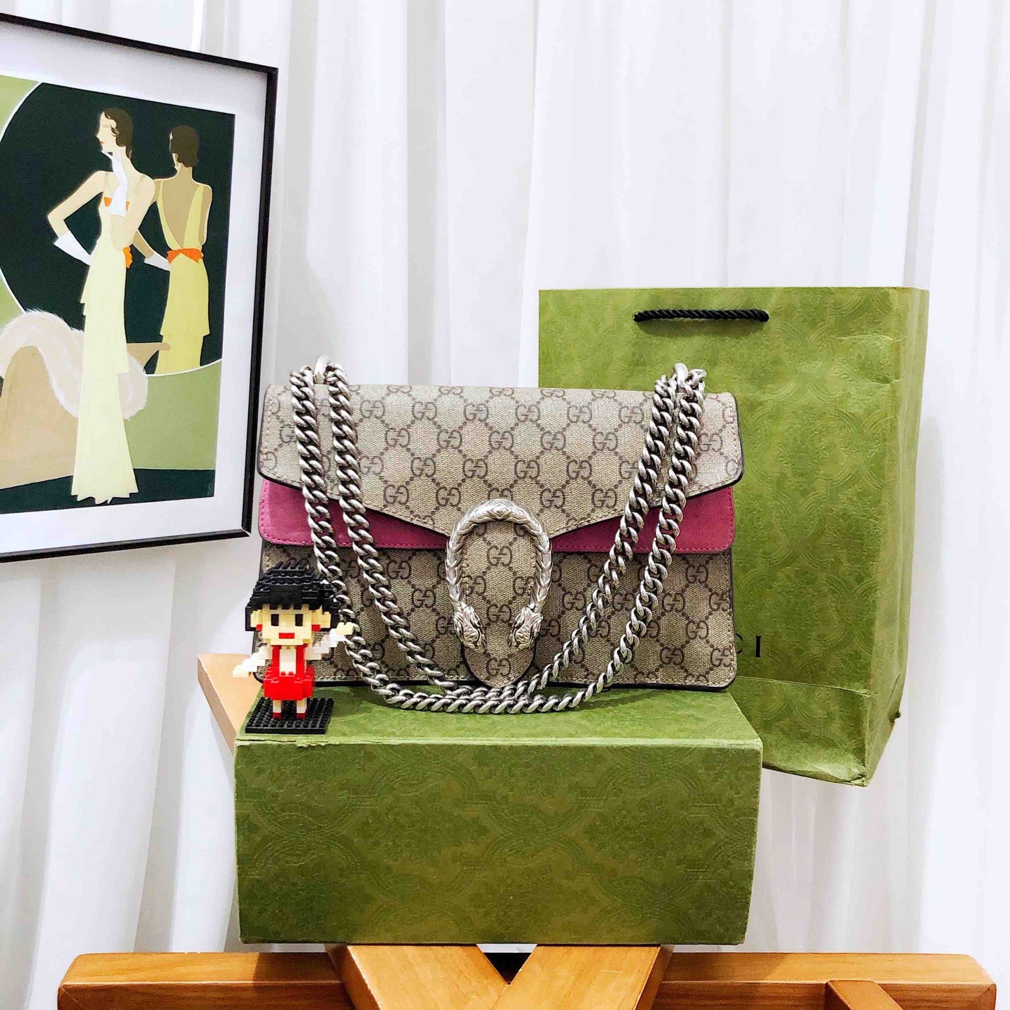 Gucci Dionysus Medium Beige Suede Shoulder Bag