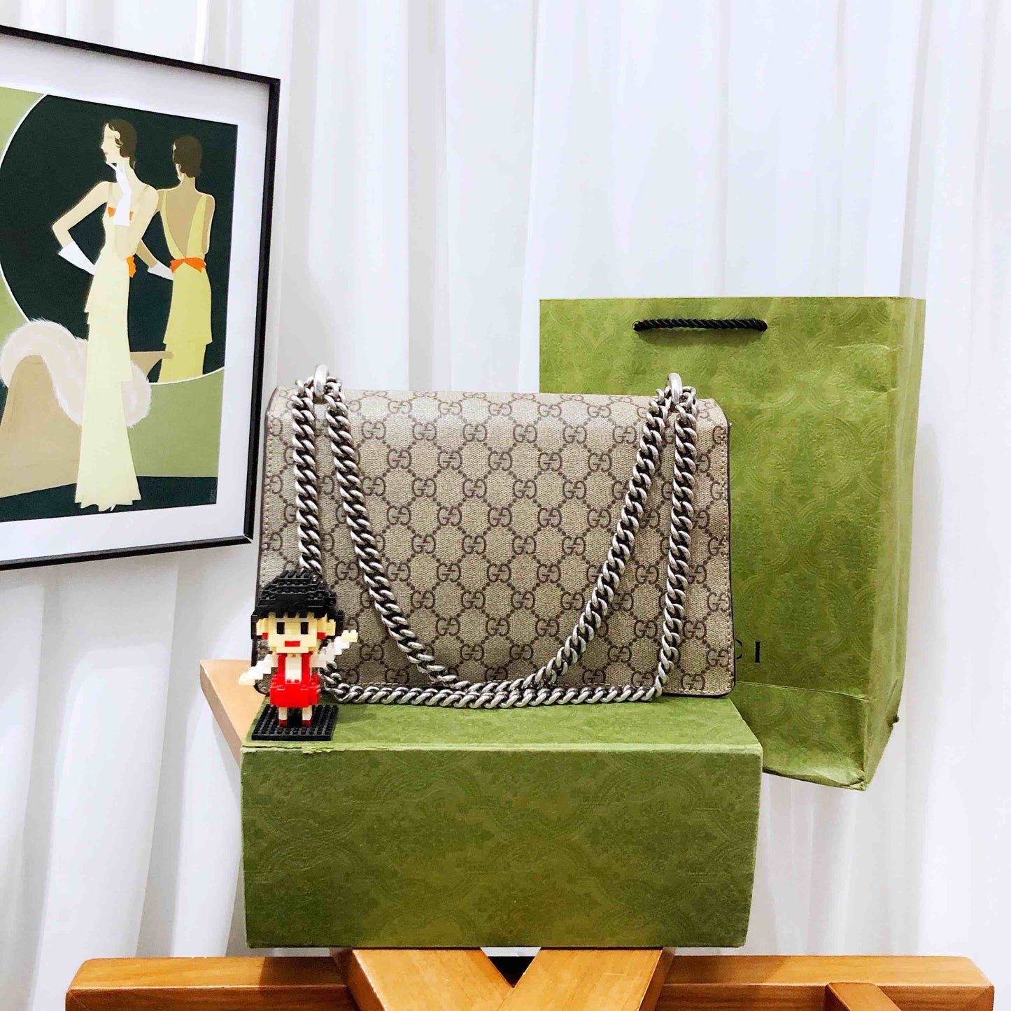 Gucci Dionysus Medium Beige Suede Shoulder Bag